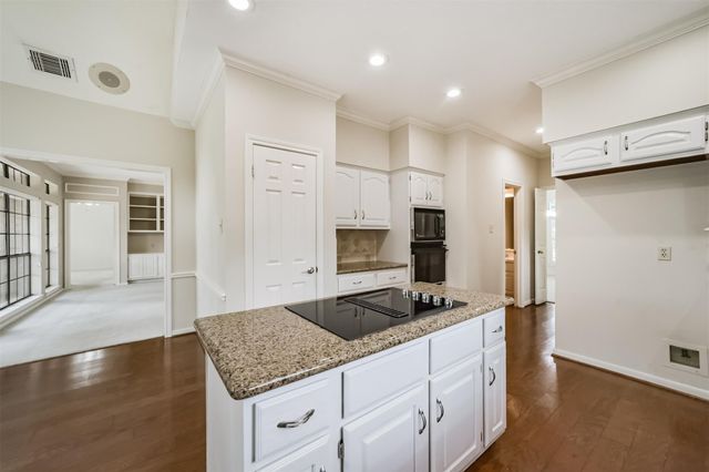 2214 Cherrytree Ridge Lane, Houston, TX 77062