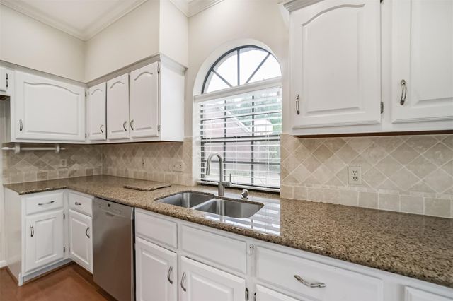 2214 Cherrytree Ridge Lane, Houston, TX 77062