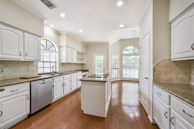 2214 Cherrytree Ridge Lane, Houston, TX 77062