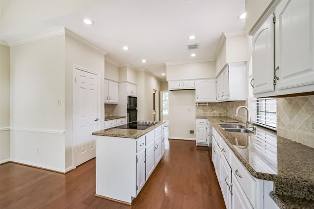 2214 Cherrytree Ridge Lane, Houston, TX 77062