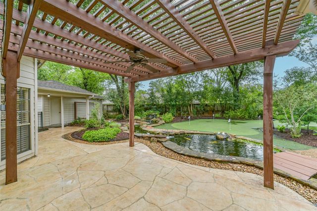 2214 Cherrytree Ridge Lane, Houston, TX 77062