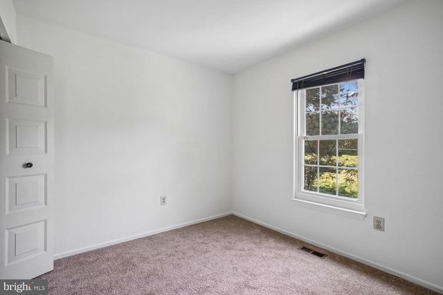 7864 COLONIAL VILLAGE ROW, Annandale, VA 22003