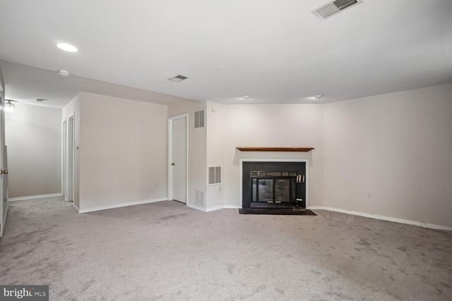 7864 COLONIAL VILLAGE ROW, Annandale, VA 22003