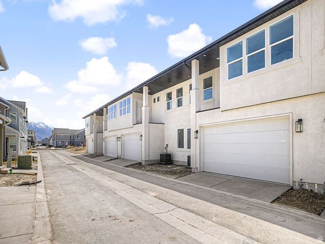 741 S HARRISON DR, Springville, UT 84663