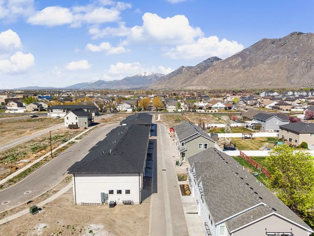 741 S HARRISON DR, Springville, UT 84663