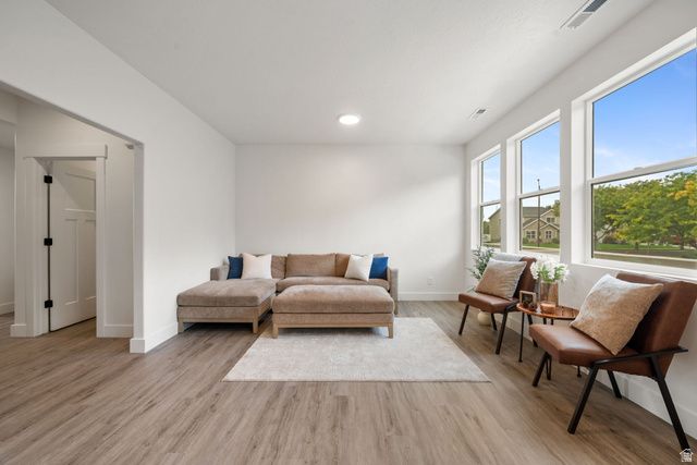 741 S HARRISON DR, Springville, UT 84663