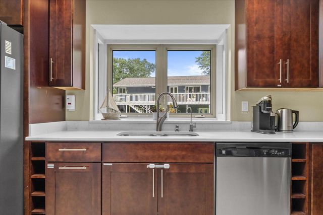 114 113th STREET, Pleasant Prairie, WI 53158