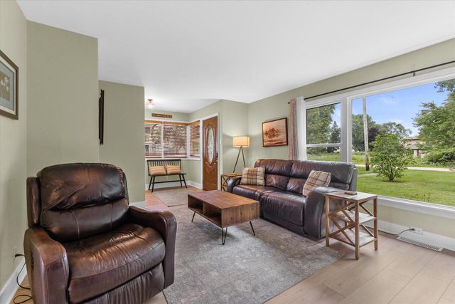 114 113th STREET, Pleasant Prairie, WI 53158
