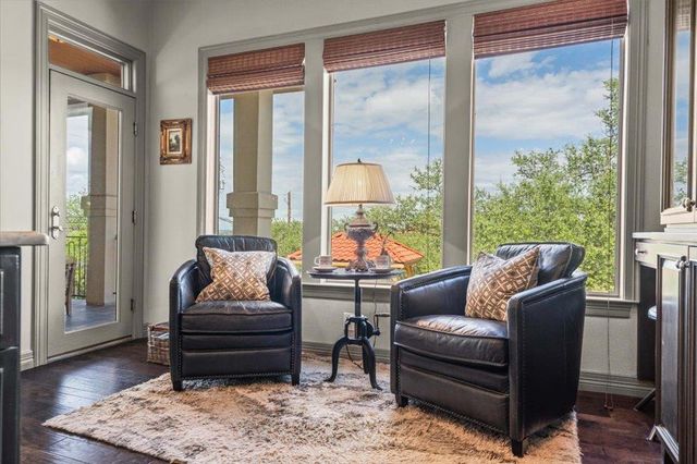 5201 Great Divide DR, Bee Cave, TX 78738