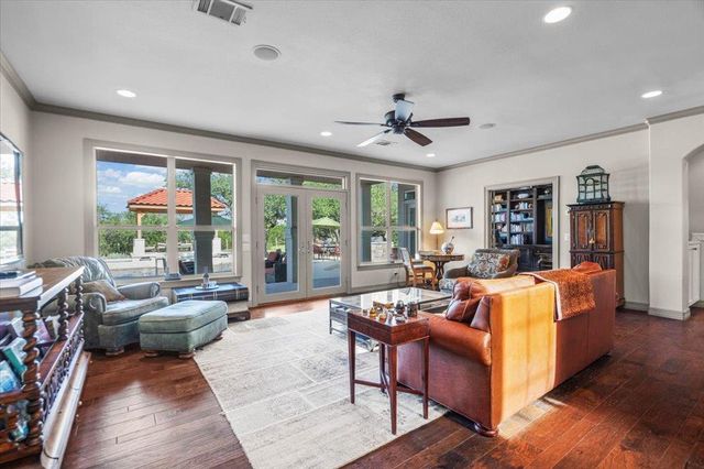 5201 Great Divide DR, Bee Cave, TX 78738