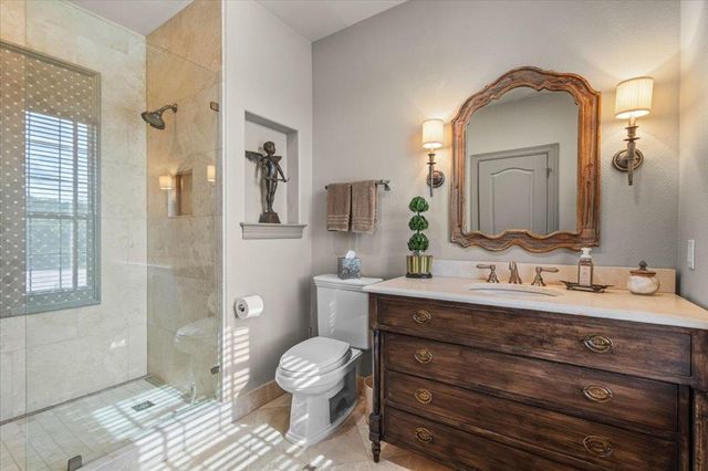 5201 Great Divide DR, Bee Cave, TX 78738
