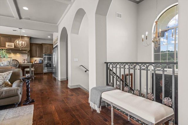 5201 Great Divide DR, Bee Cave, TX 78738