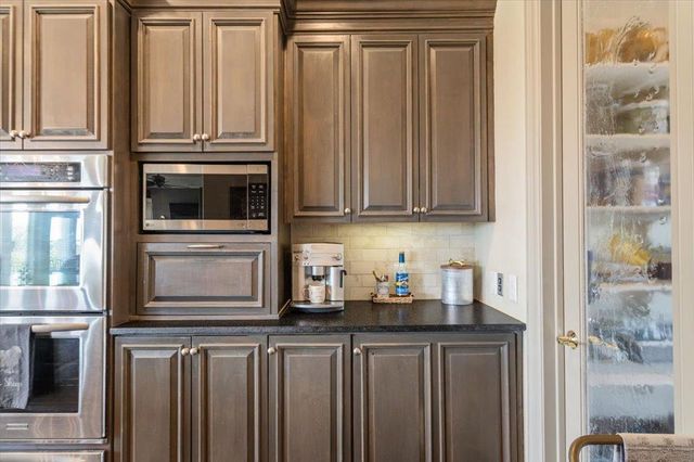 5201 Great Divide DR, Bee Cave, TX 78738