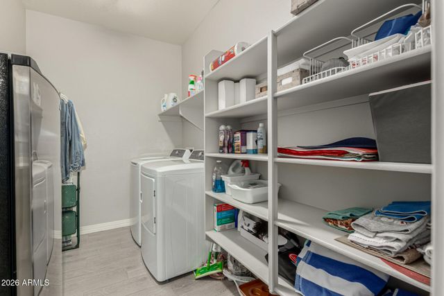 18597 W ROBIN Lane, Surprise, AZ 85387