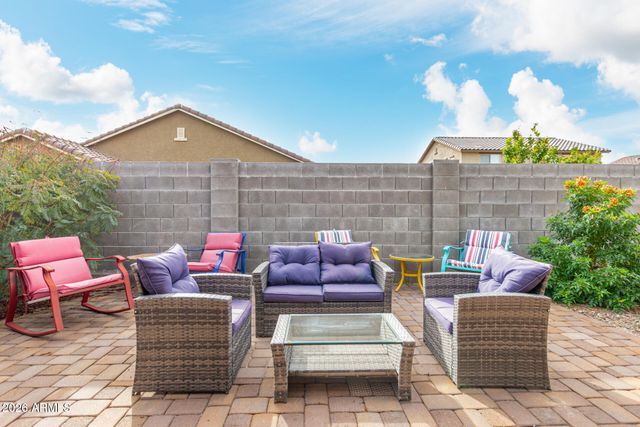 18597 W ROBIN Lane, Surprise, AZ 85387