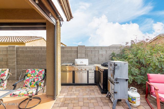 18597 W ROBIN Lane, Surprise, AZ 85387