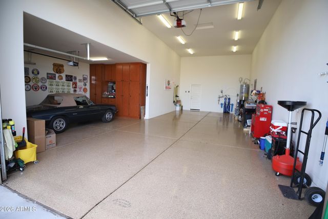 18597 W ROBIN Lane, Surprise, AZ 85387