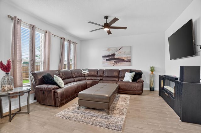 4404 Corktree Lane, Fort Worth, TX 76036