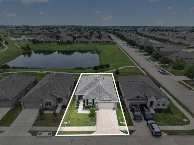 4404 Corktree Lane, Fort Worth, TX 76036