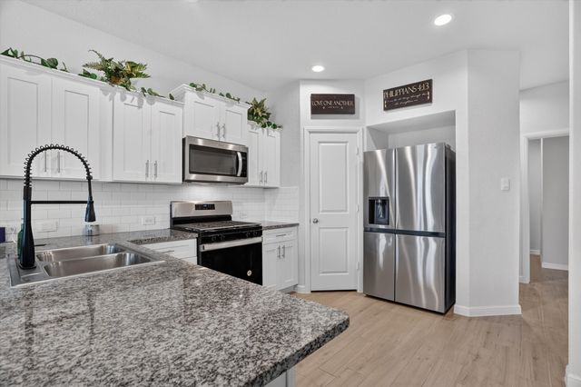 4404 Corktree Lane, Fort Worth, TX 76036