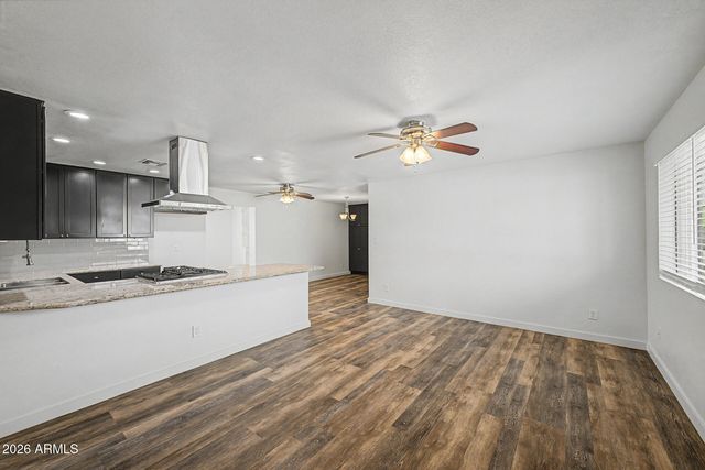 2801 E ANGELA Drive, Phoenix, AZ 85032