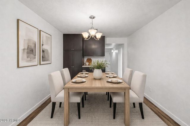 2801 E ANGELA Drive, Phoenix, AZ 85032