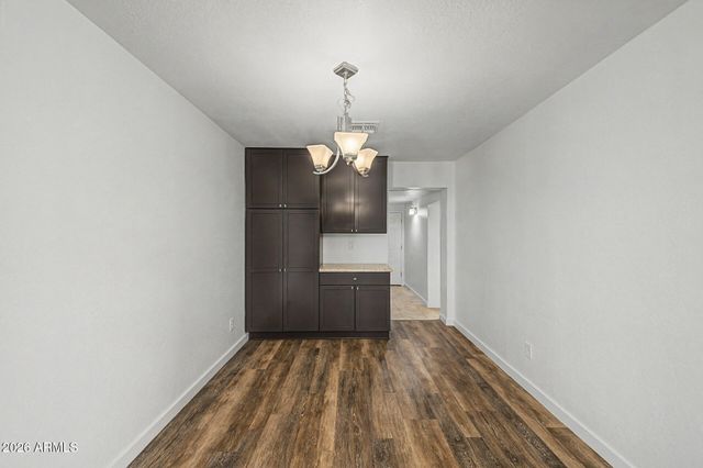 2801 E ANGELA Drive, Phoenix, AZ 85032