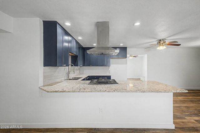 2801 E ANGELA Drive, Phoenix, AZ 85032