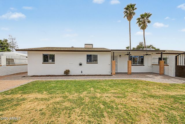 2801 E ANGELA Drive, Phoenix, AZ 85032