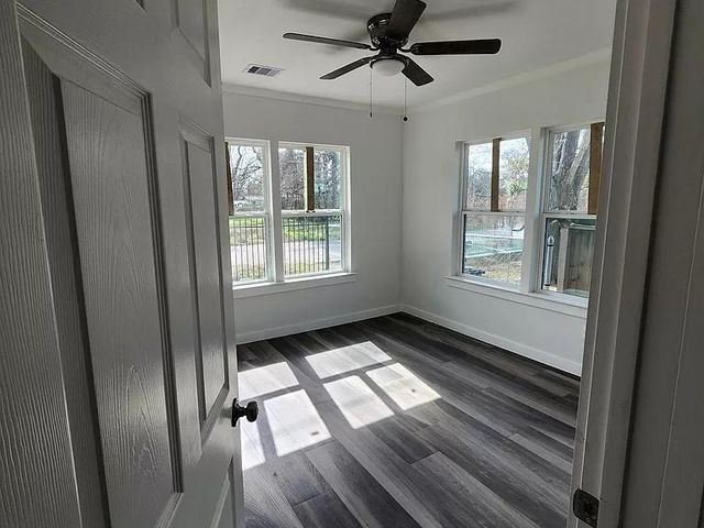 3903 Broyles, Houston, TX 77026