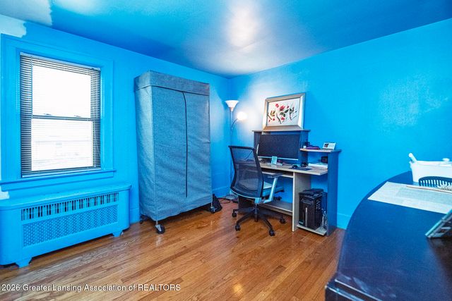 524 Everett Drive, Lansing, MI 48915