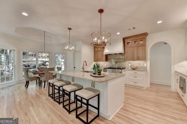 7060 Redcliff Court, Suwanee, GA 30024