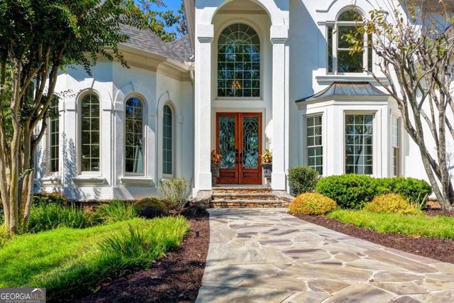 7060 Redcliff Court, Suwanee, GA 30024