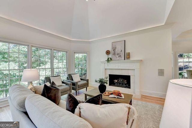 7060 Redcliff Court, Suwanee, GA 30024