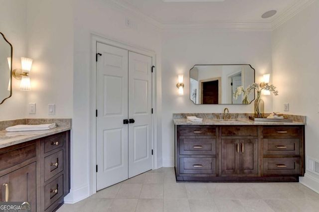 7060 Redcliff Court, Suwanee, GA 30024