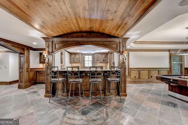 7060 Redcliff Court, Suwanee, GA 30024