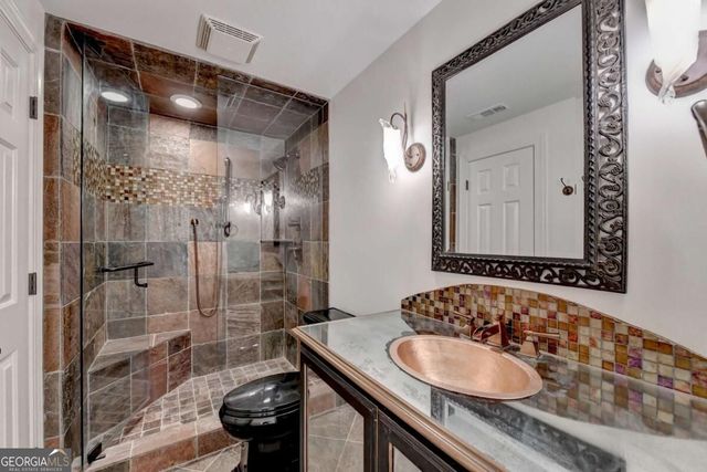 7060 Redcliff Court, Suwanee, GA 30024