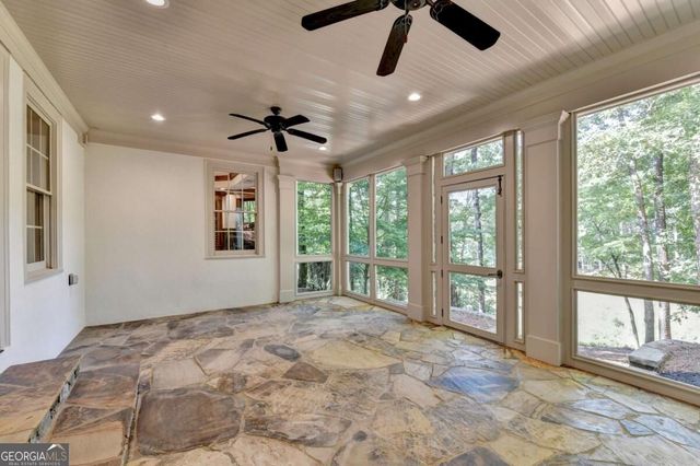 7060 Redcliff Court, Suwanee, GA 30024