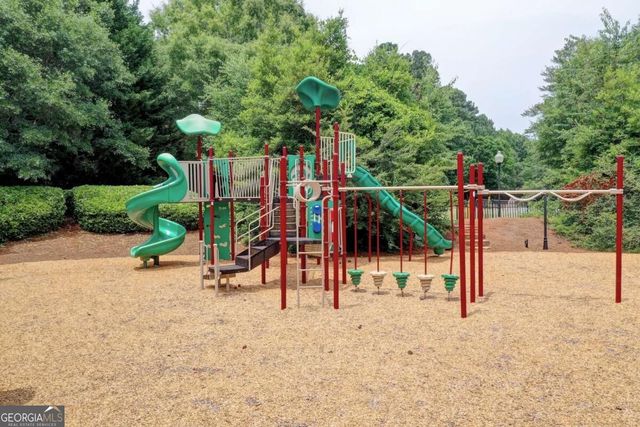 7060 Redcliff Court, Suwanee, GA 30024