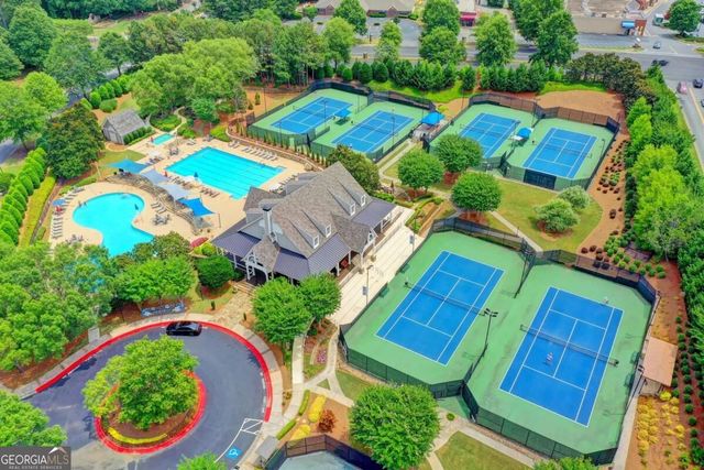 7060 Redcliff Court, Suwanee, GA 30024