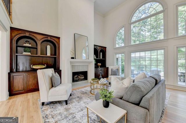 7060 Redcliff Court, Suwanee, GA 30024