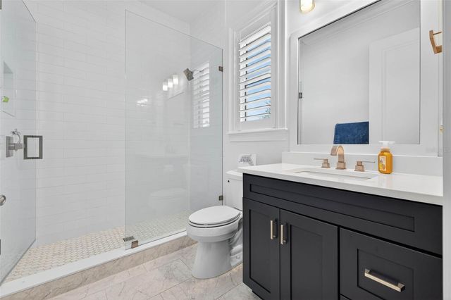 4015 W ZELAR STREET, Tampa, FL 33629