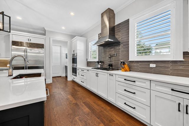 4015 W ZELAR STREET, Tampa, FL 33629