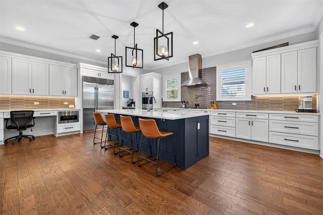 4015 W ZELAR STREET, Tampa, FL 33629