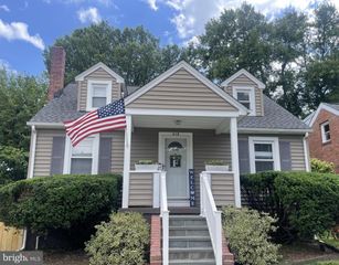 419 SHIPLEY RD, Linthicum Heights, MD 21090