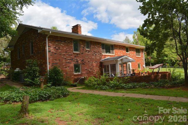 467 Forest Lake Road, Forest City, NC 28043