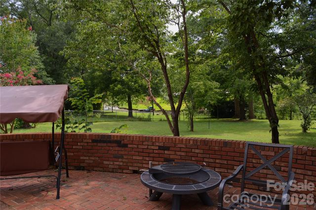 467 Forest Lake Road, Forest City, NC 28043