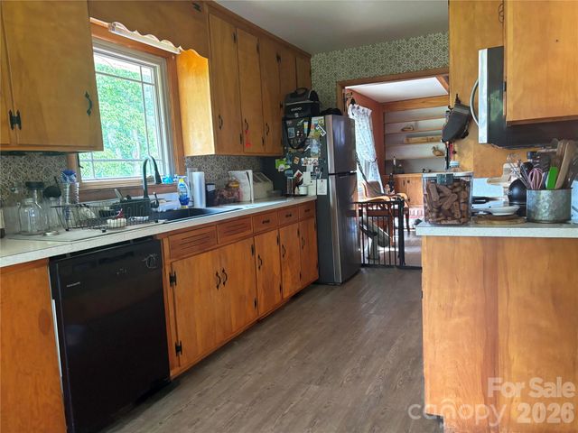 467 Forest Lake Road, Forest City, NC 28043