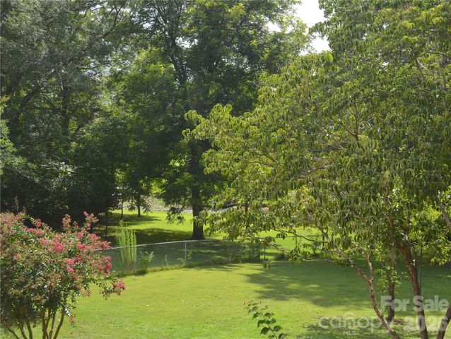 467 Forest Lake Road, Forest City, NC 28043