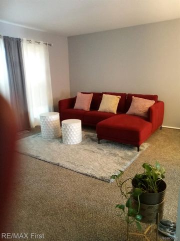 25311 Greenbrooke Drive, Southfield, MI 48033